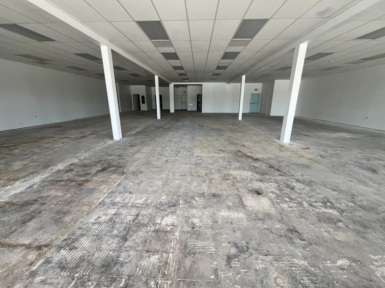 More Photos Of 686-728 Cheney Hwy, Titusville Unknown For Lease