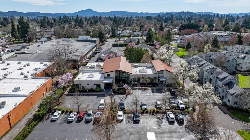 More Photos Of 2550 Willakenze Rd, Eugene Medical For Sale