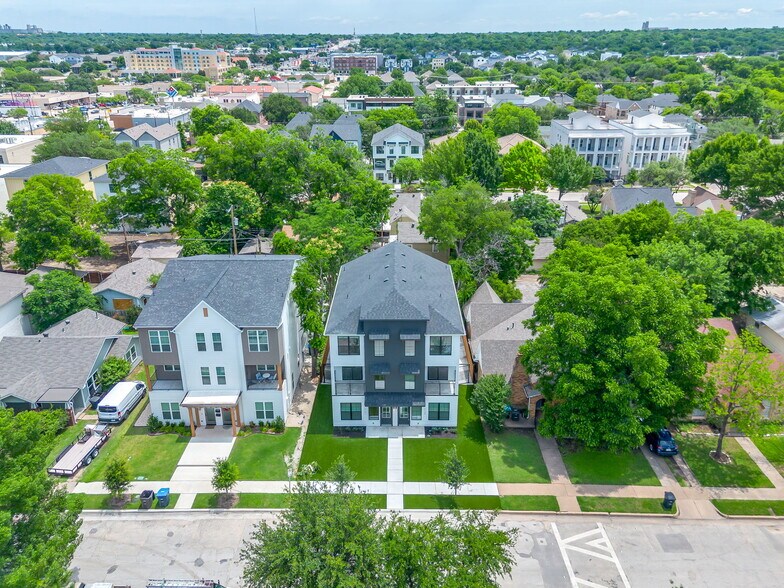 More Photos Of 3133 Cockrell Ave, Fort Worth Apartments For Sale