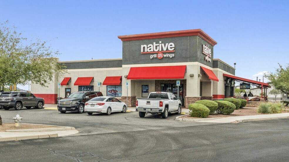 Primary Photo Of 5421 S Calle Santa Cruz, Tucson Restaurant For Sale