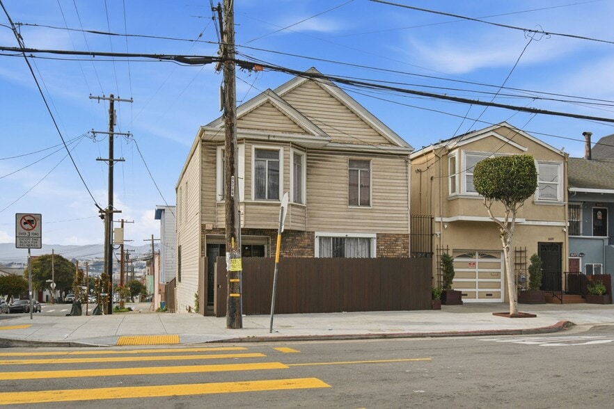 More Photos Of 1603 Revere Ave, San Francisco Apartments For Sale