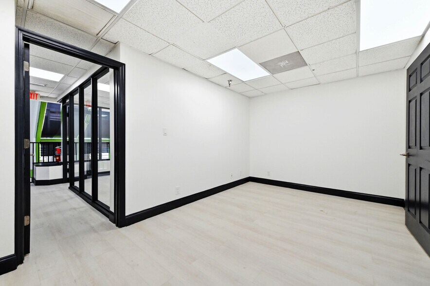 More Photos Of , Delray Beach Office For Sale