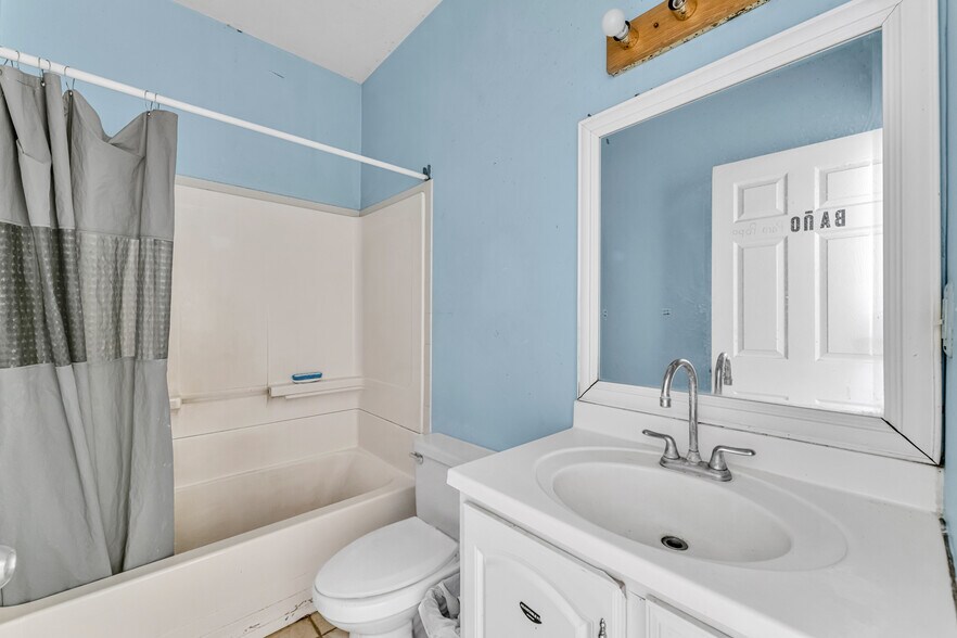 More Photos Of 3807 Pacific Ave, Wildwood Office Residential For Sale