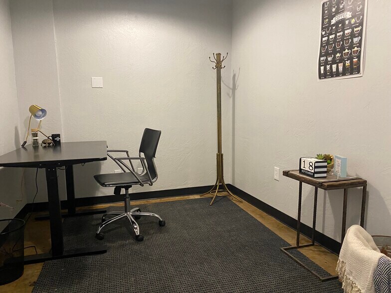 More Photos Of 2766 Duniven Circle, Amarillo Coworking Space