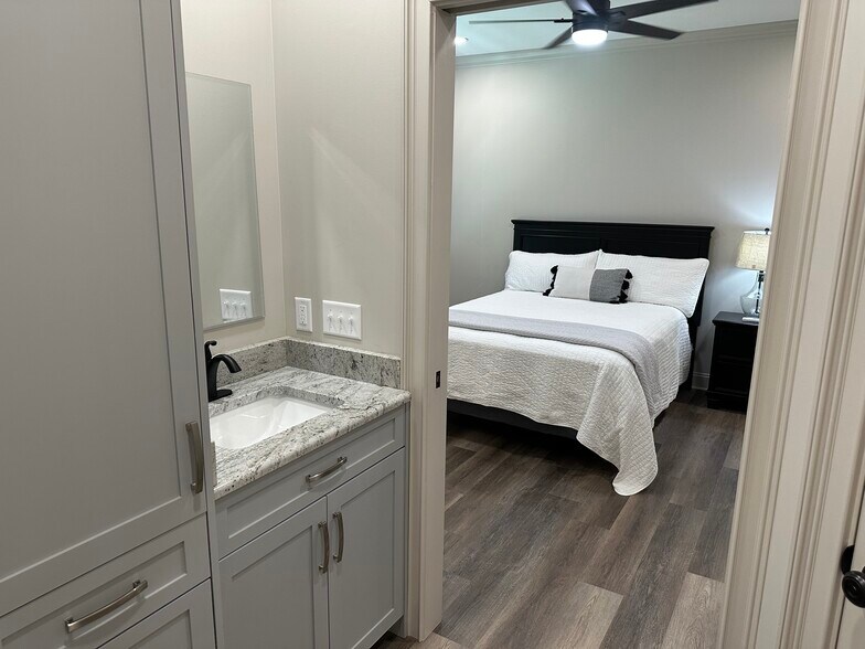 More Photos Of 240 Sunset Cir, Moultrie Apartments For Sale