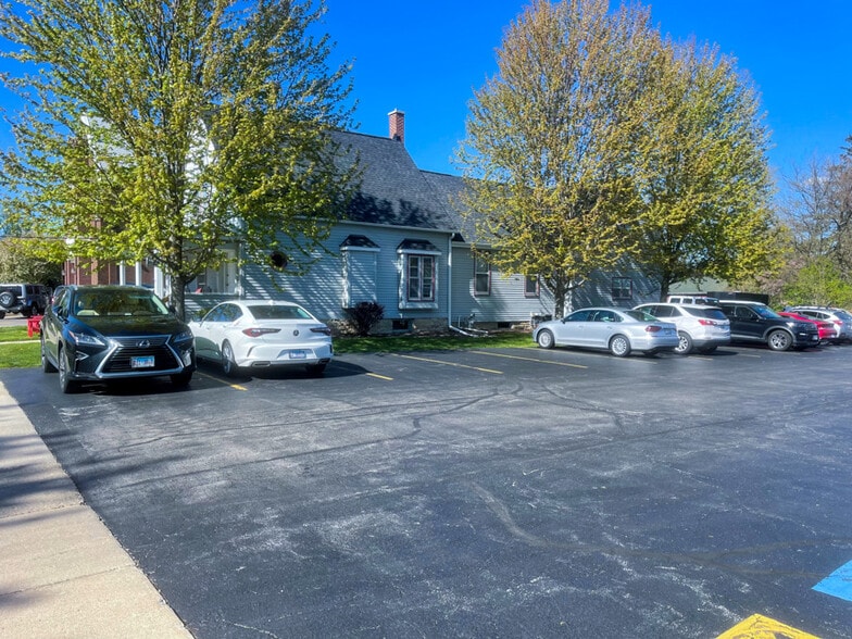 More Photos Of , Batavia Unknown For Sale