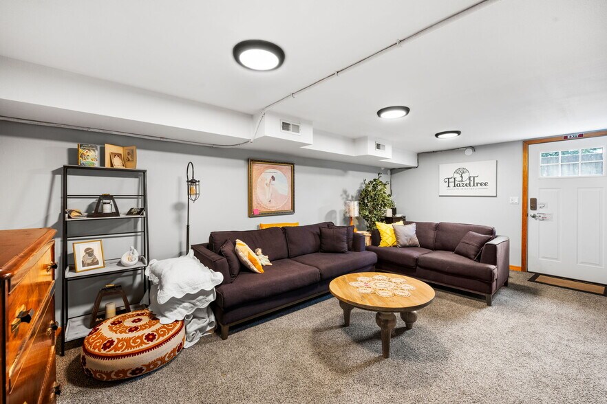 More Photos Of 1048 N 3rd St, Coeur d'Alene Office For Sale