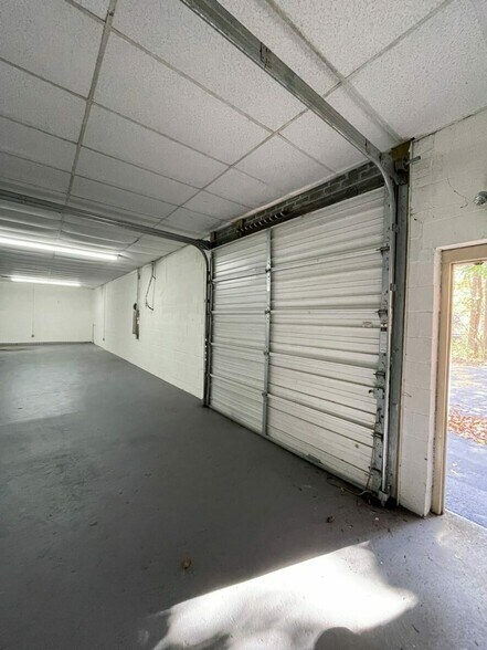 More Photos Of 160 Ritchie Hwy, Severna Park Unknown For Lease