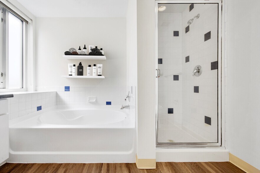 More Photos Of 7400 E 29th Ave, Denver Unknown For Lease