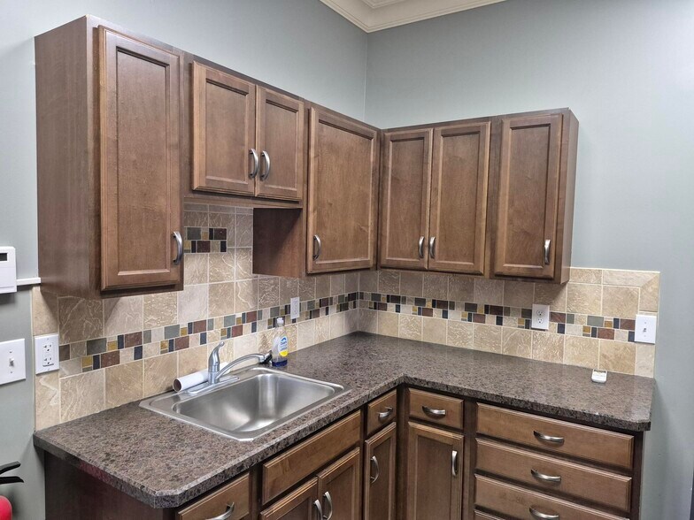 More Photos Of 5895 Goodrich Rd, Clarence Center Office For Sale