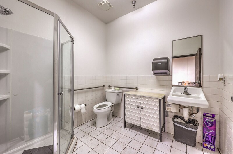 More Photos Of 6580 Spencer St, Las Vegas Warehouse For Sale