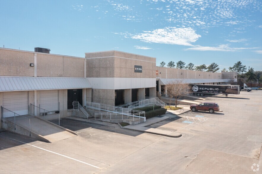 Primary Photo Of 3600 Brittmoore Rd, Houston Distribution For Lease
