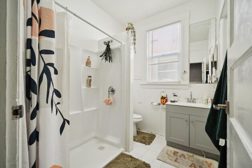 More Photos Of 2317-2335 Market St, San Francisco Apartments For Sale
