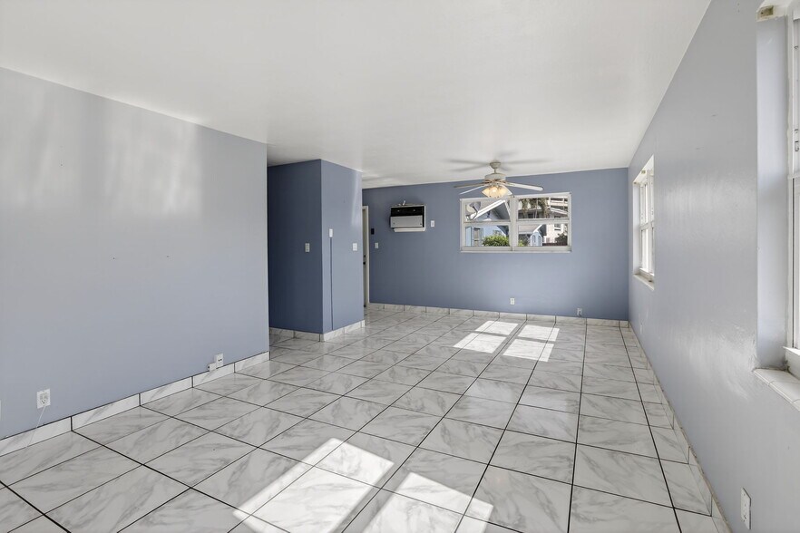 More Photos Of 4825 NE 23rd Ave, Fort Lauderdale Apartments For Sale