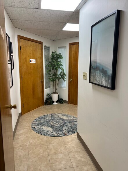 More Photos Of 345 Boston Post Rd, Sudbury Office For Lease