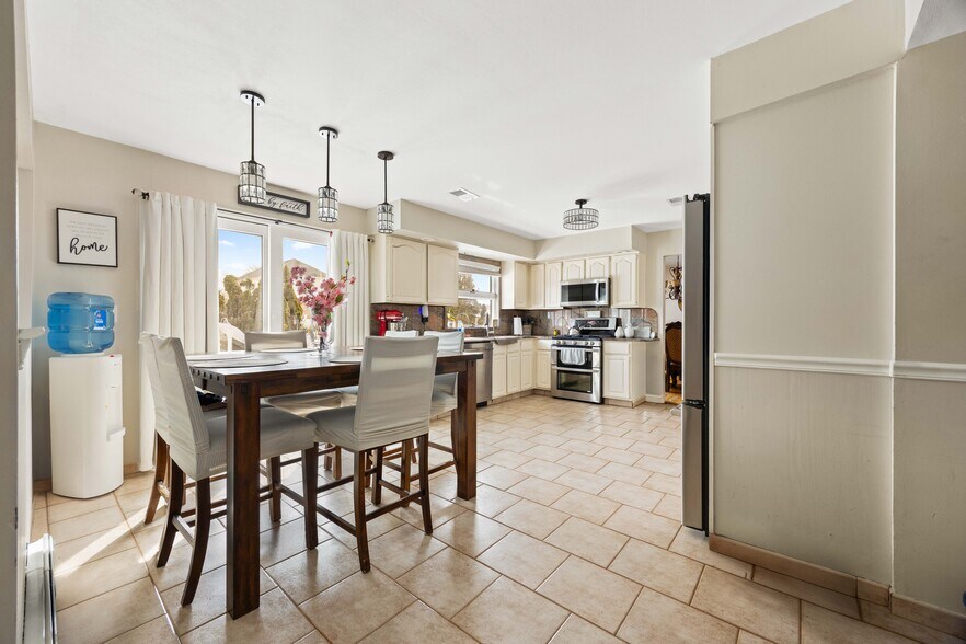 More Photos Of 146 Halpin Ave, Staten Island Multifamily For Sale