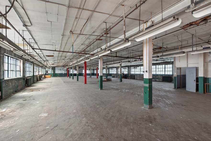 More Photos Of 27 E 2nd St, Richmond Warehouse For Sale