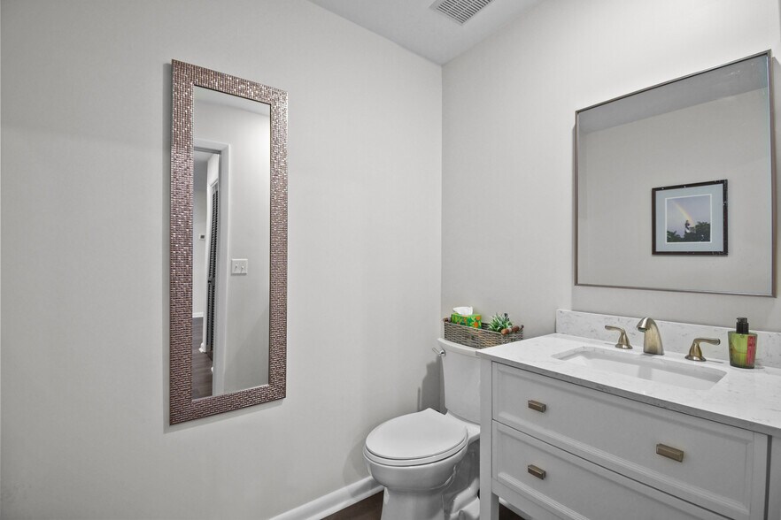 More Photos Of 3000 N Ponce De Leon Blvd, Saint Augustine Storefront Retail Office For Lease