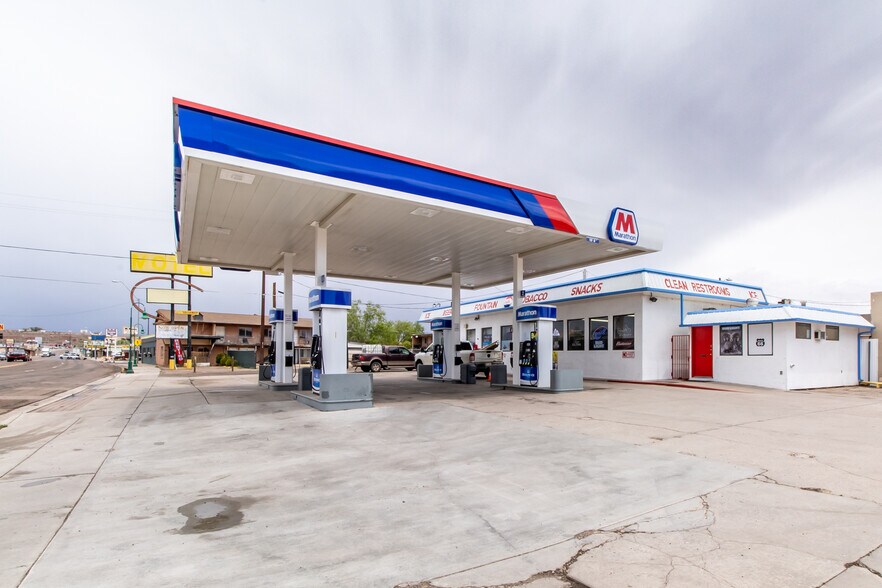 More Photos Of 404 Navajo Blvd, Holbrook Service Station For Sale