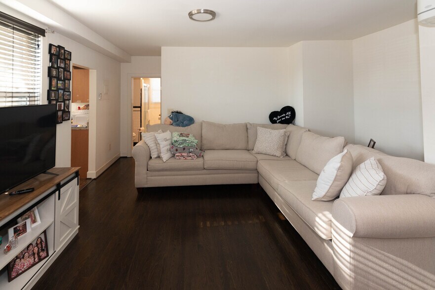 More Photos Of , Arbutus Multifamily For Sale