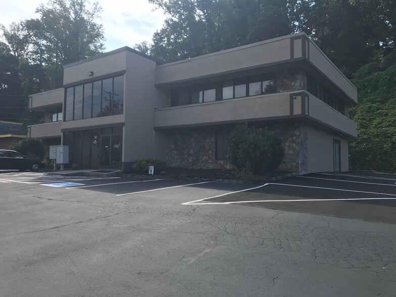 More Photos Of 6515 Clinton Hwy, Knoxville Office For Lease