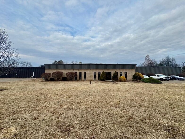 More Photos Of 8 Baldwin Dr, Branford Manufacturing For Sale