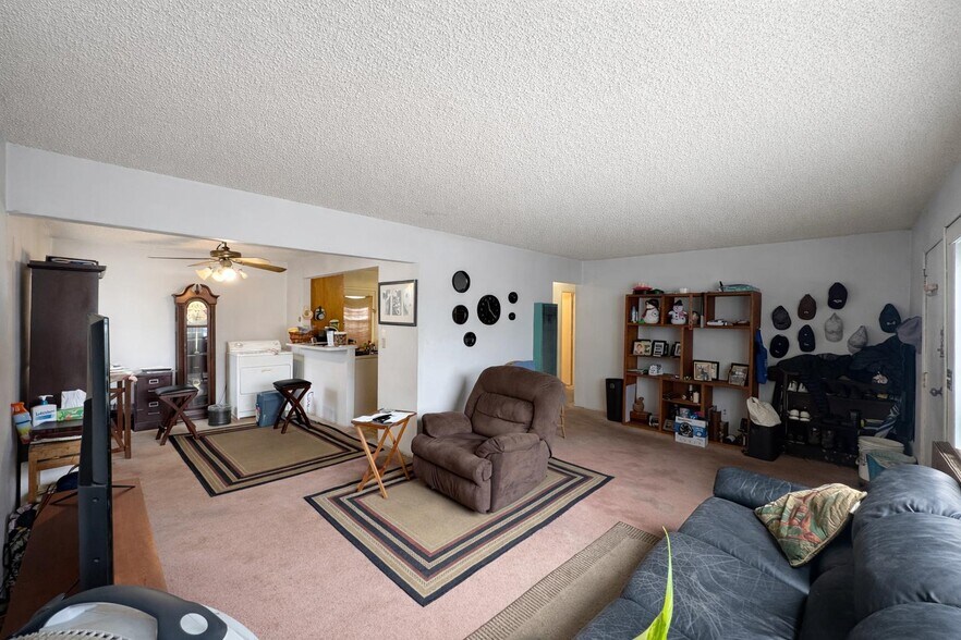 More Photos Of 16813 Halldale Ave, Gardena Multifamily For Sale