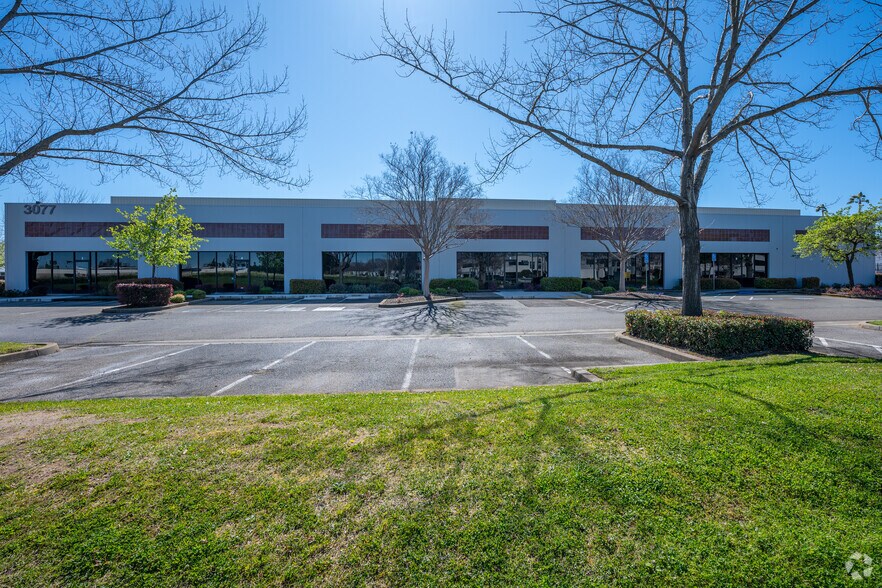 More Photos Of 3077 Fite Cir, Sacramento Industrial For Sale