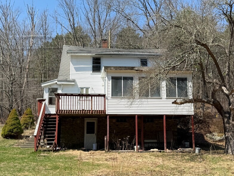 More Photos Of 137 Southbridge Rd, Charlton Warehouse For Sale