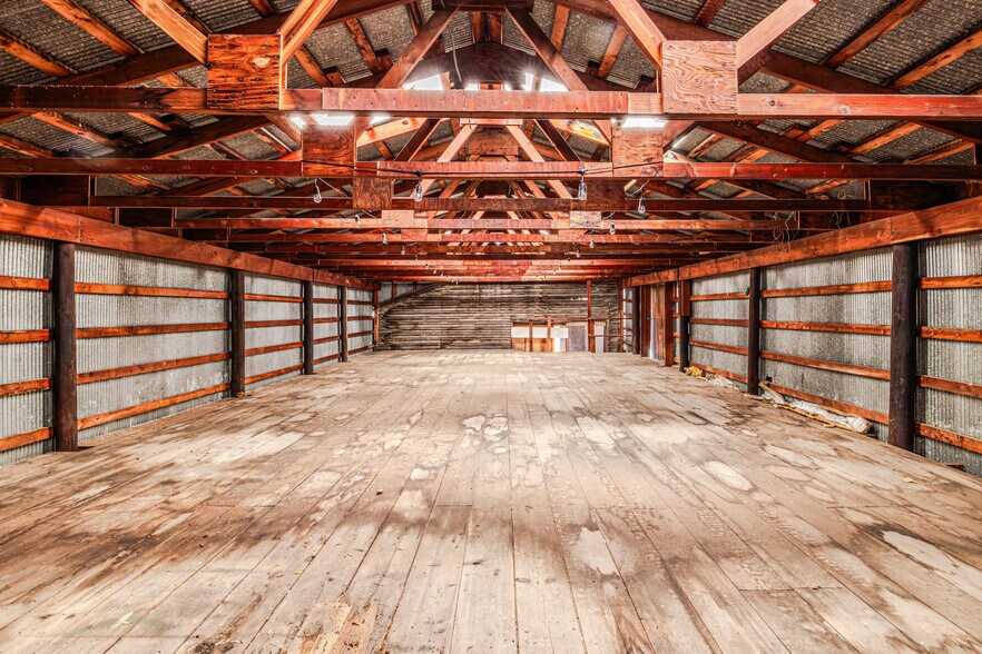 More Photos Of 357 Columbia St, Hudson Warehouse For Sale