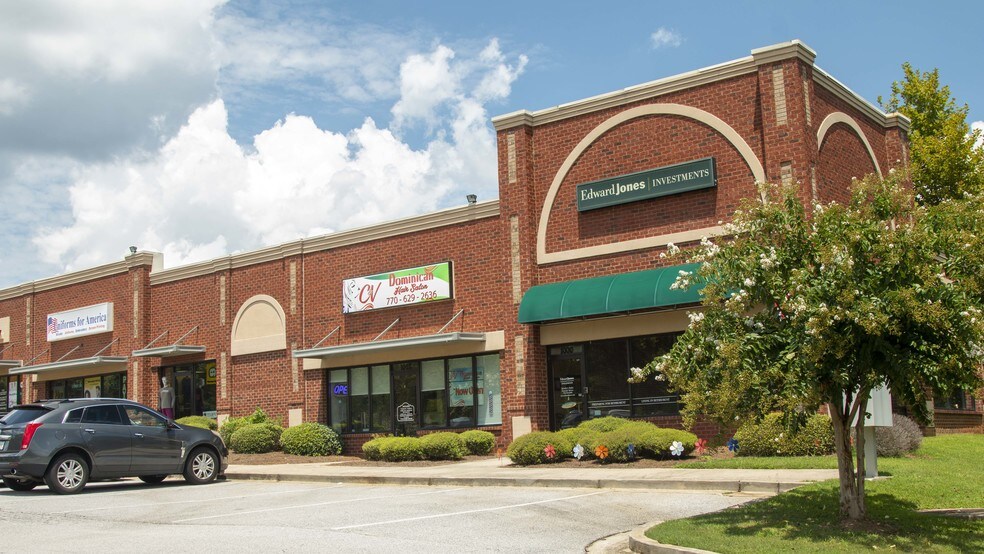 More Photos Of 800 Highway 54 W, Fayetteville Unknown For Lease