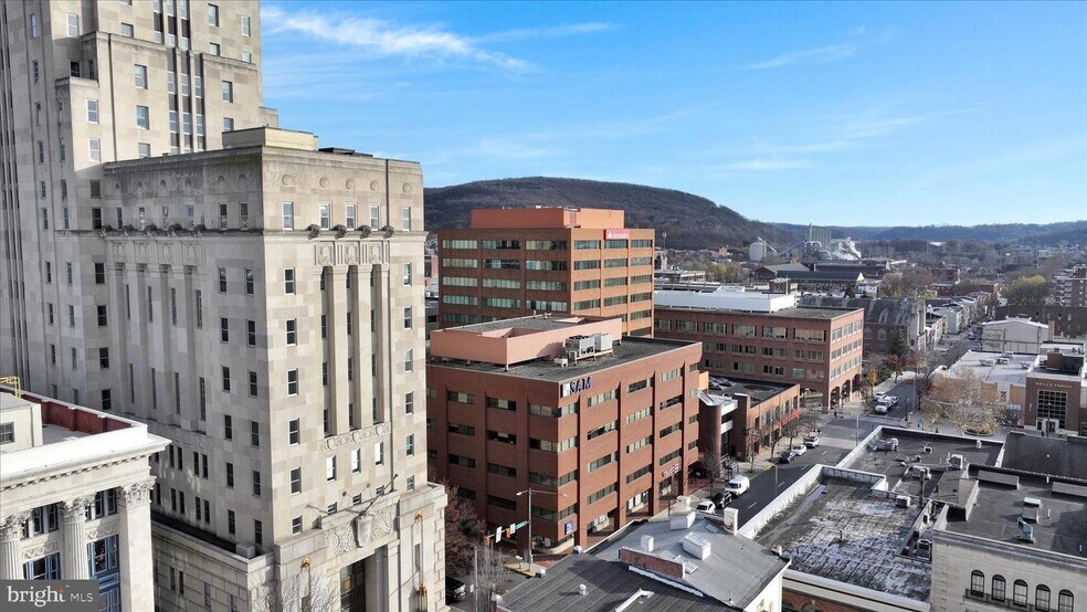 More Photos Of 19 N 6th St, Reading Office For Sale