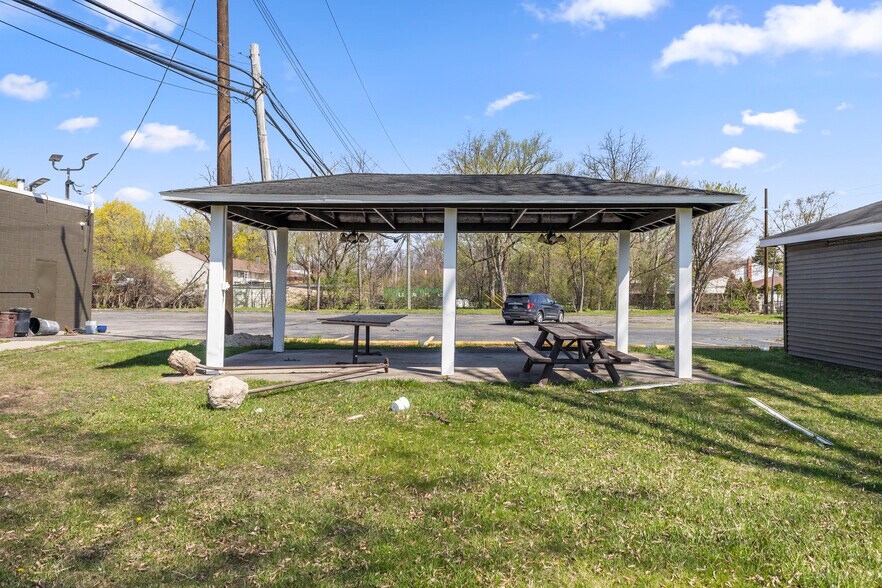 More Photos Of 1217 S Merriman Rd, Westland Lodge Meeting Hall For Sale