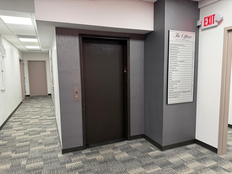 More Photos Of 1033-1061 Bloomfield Ave, Clifton Storefront Retail Office For Lease