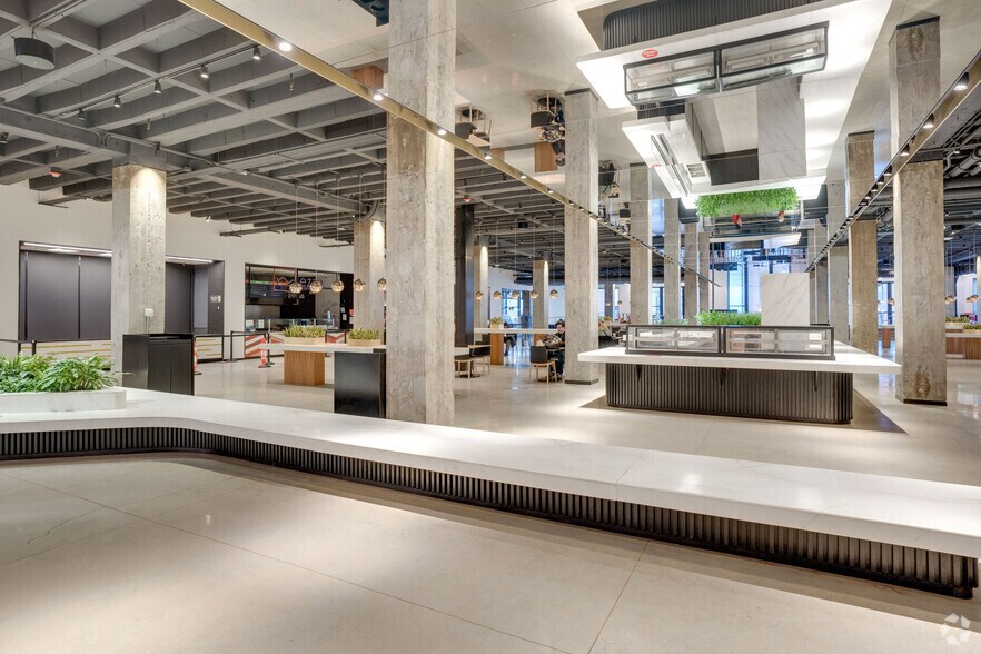 More Photos Of 222 Merchandise Mart Plz, Chicago Office For Lease