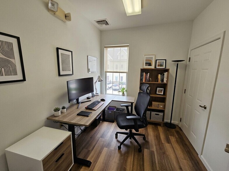 More Photos Of 5 Walter E Foran Blvd, Flemington Medical For Lease