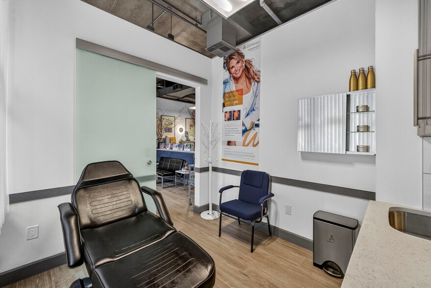 More Photos Of 1033-1077 River Rd, Edgewater Apartments For Sale