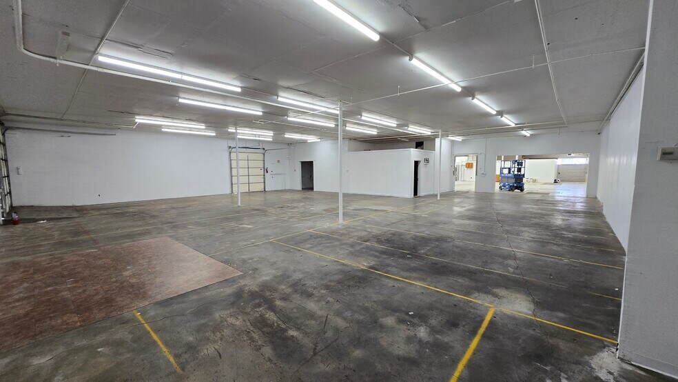 More Photos Of 3870-3880 Elm St, Denver Warehouse For Lease