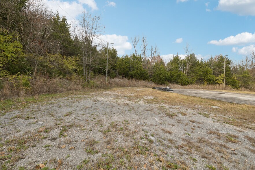 More Photos Of 3502 Dickerson Pike, Nashville Flex For Sale