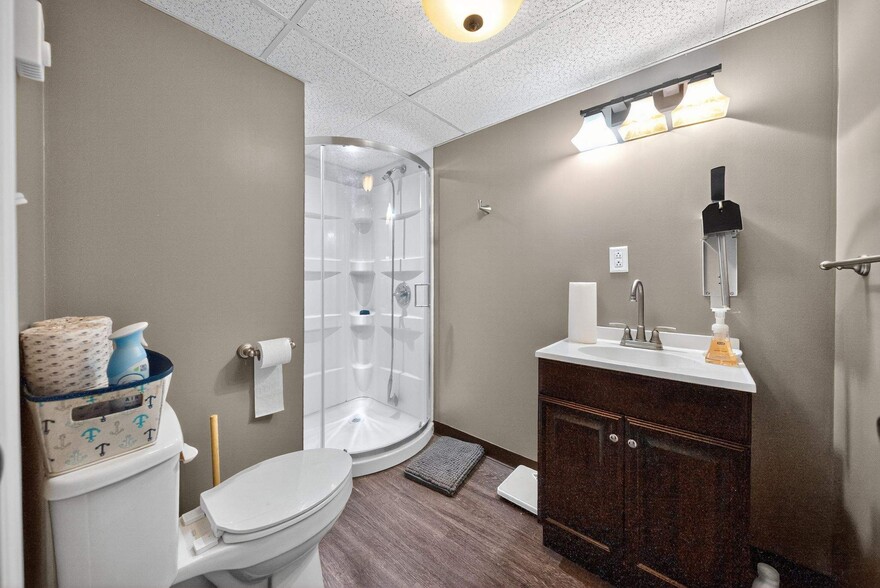 More Photos Of 2338 Broad St, Frankfort Industrial For Sale