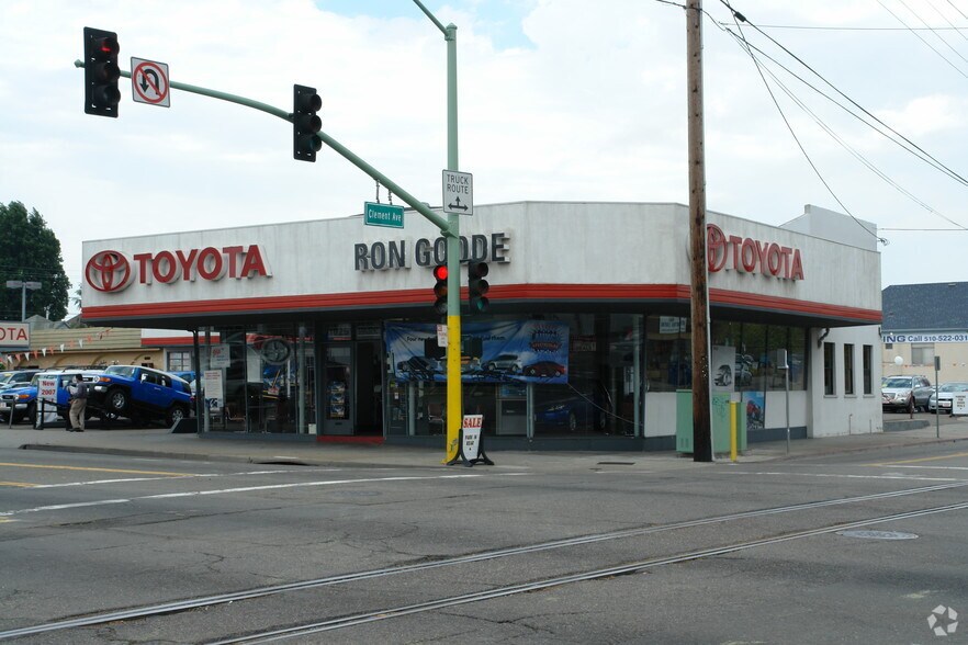 More Photos Of 1825 Park St, Alameda Auto Dealership For Sale
