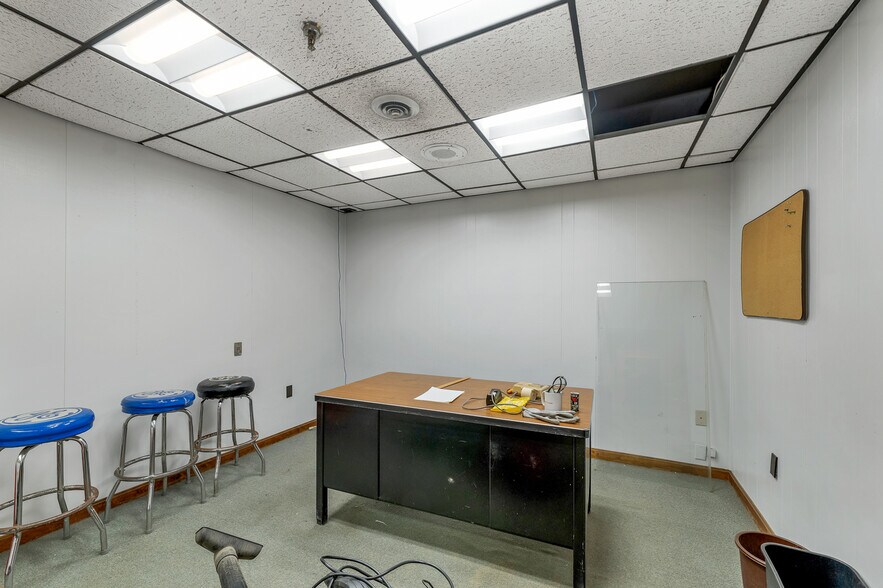 More Photos Of 935 Union Ave, Laconia Industrial For Sale