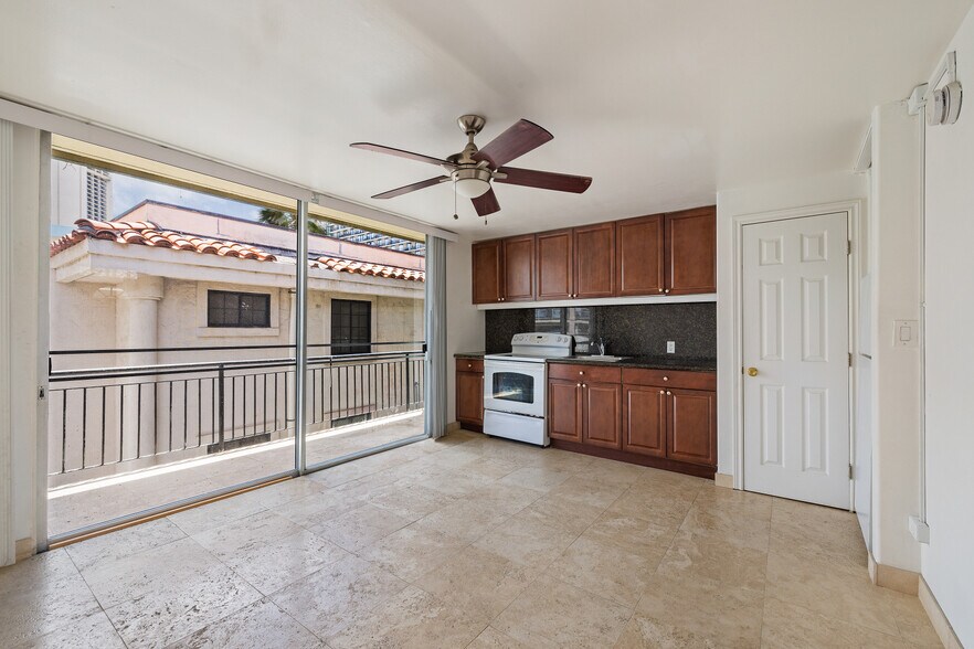 More Photos Of 254 Kaiulani Ave, Honolulu Apartments For Sale