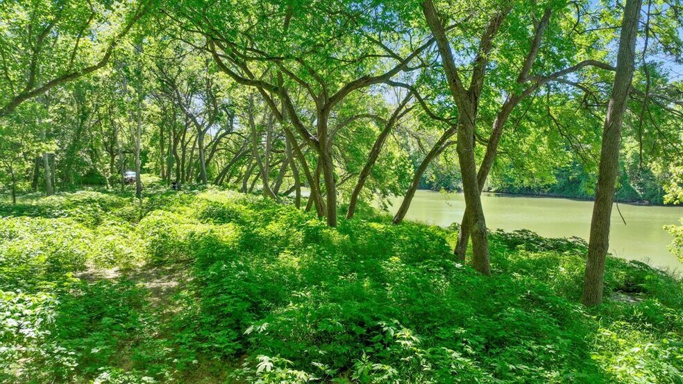 More Photos Of 665 SH 230 Loop, Smithville Land For Sale