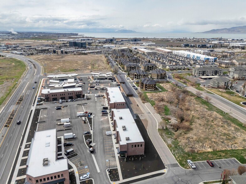 More Photos Of 292 S 2000 W, Pleasant Grove Office For Lease