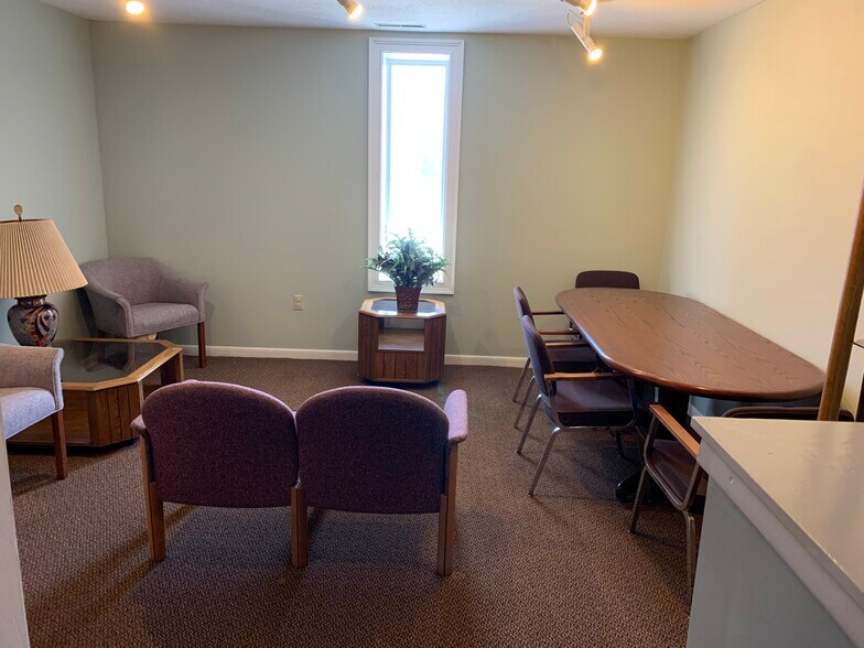 More Photos Of 569 Boston Post Rd, Orange Office For Lease