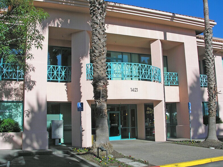 More Photos Of 1421 Guerneville Rd, Santa Rosa Office For Lease