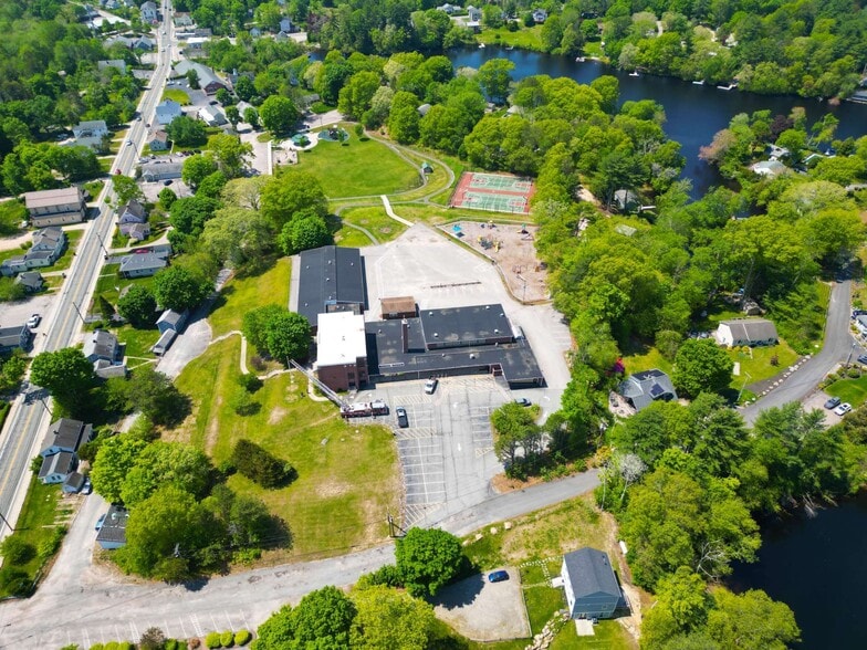 More Photos Of 15 Thelma Dr, Hope Valley Schools For Sale