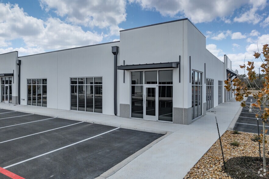 More Photos Of Old FM Hwy 471 & Sawmill Grade, San Antonio Unknown For Lease