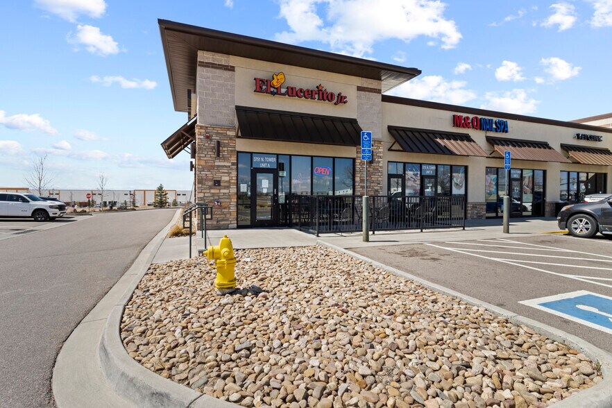 More Photos Of Tower Rd, Aurora Unknown For Lease